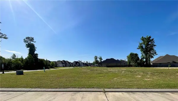 676 Dockside Drive, Slidell, LA 70461