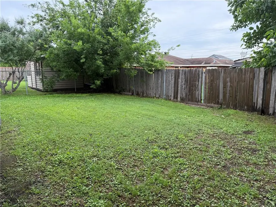 7521 Symmes Avenue, New Orleans, LA 70127 - Image #2