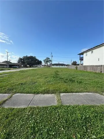 700 Cougar Drive, Arabi, LA 70032 - Image #1