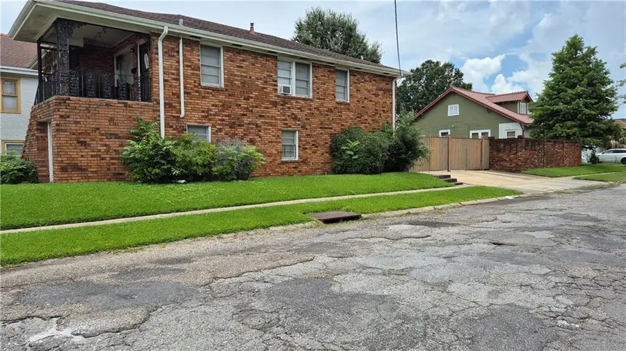 3218 Gentilly Boulevard, New Orleans, LA 70122 - Image #2