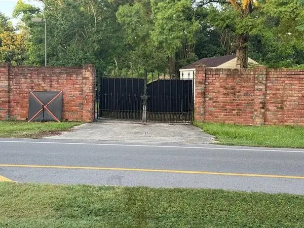 none Canal Street, Metairie, LA 70005