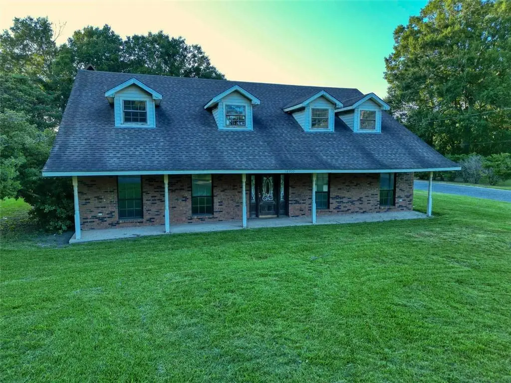 58700 Delacroix Avenue, Plaquemine, LA 70764 - #1