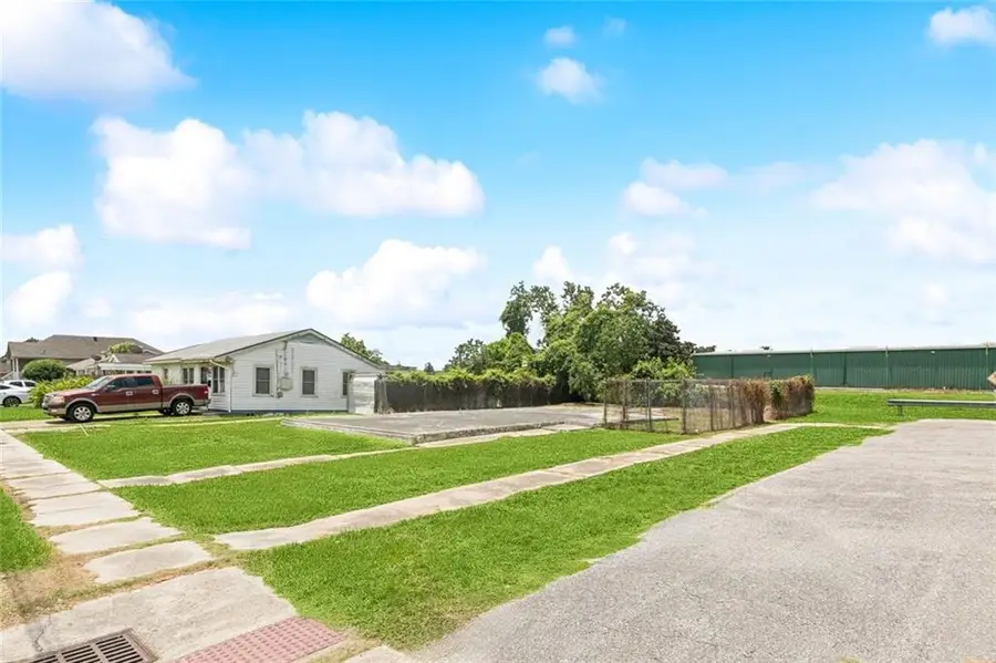 3200 Hero Drive, Gretna, LA 70053 - Image #2