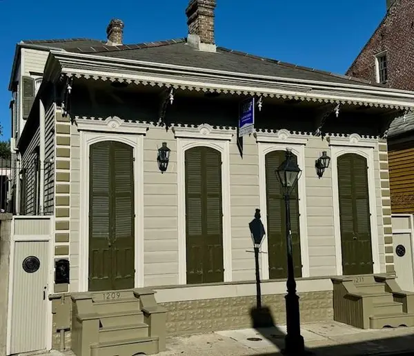 1209 Bourbon Street, New Orleans, LA 70116