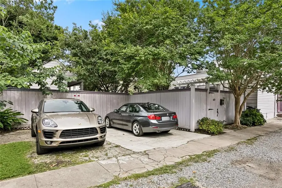 803 05 Constantinople Street, New Orleans, LA 70115 - Image #2