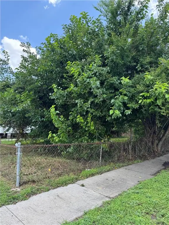 1301 Atlantic Avenue, New Orleans, LA 70114