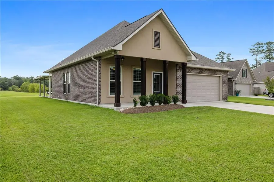 42016 Wood Avenue, Ponchatoula, LA 70454 - Image #2