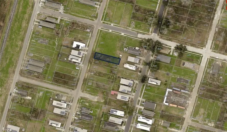 2027 Deslonde Street, New Orleans, LA 70117 - Image #2