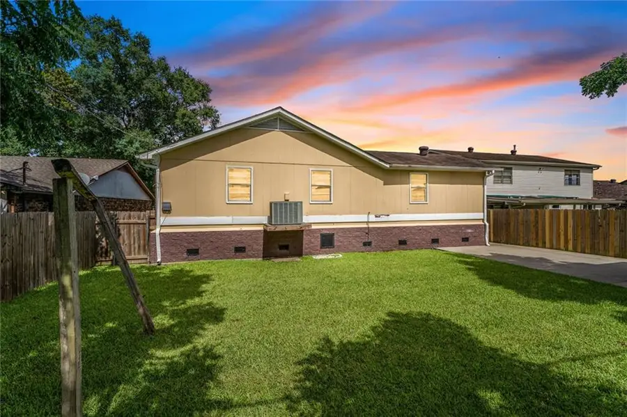 544 W Marlin Court, Terrytown, LA 70056 - Image #2