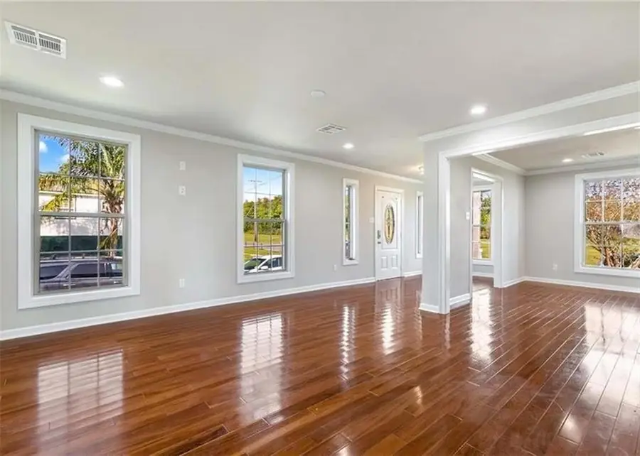 6342 Peoples Avenue, New Orleans, LA 70122 - Image #2