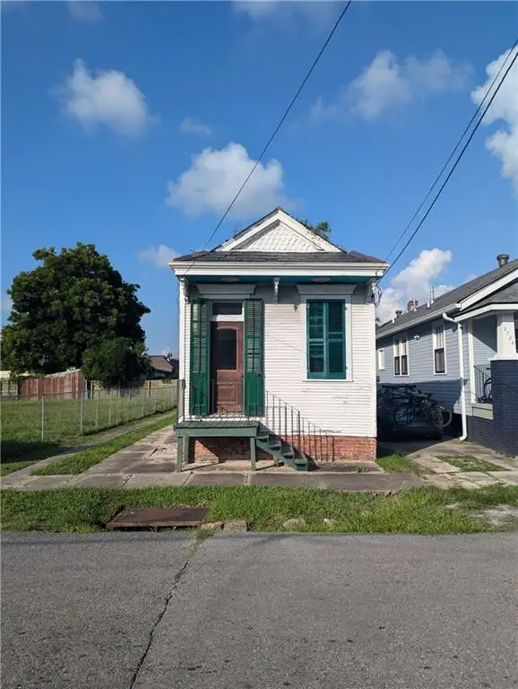 2722 Oreilly Street, New Orleans, LA 70119