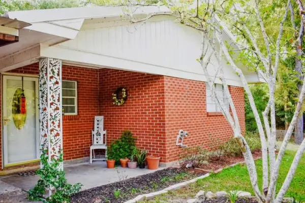 1504 Emanuel Street, Natchitoches, LA 71457