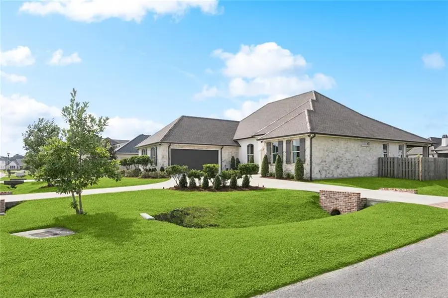 130 Bald Eagle Drive, Belle Chasse, LA 70037 - Image #2