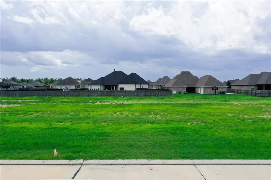 328 Sophia Drive, Luling, LA 70070 - Image #2