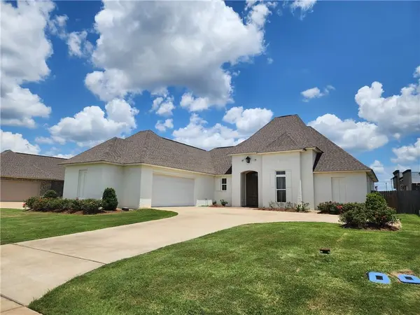 89 Pecanwood Drive, Alexandria, LA 71303