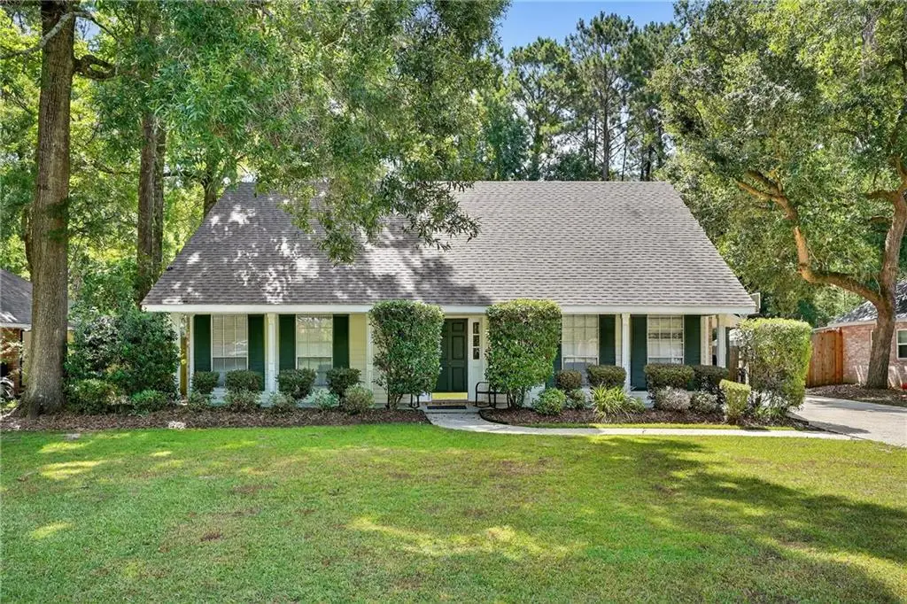 665 Plantation Boulevard, Mandeville, LA 70448 - Image #1