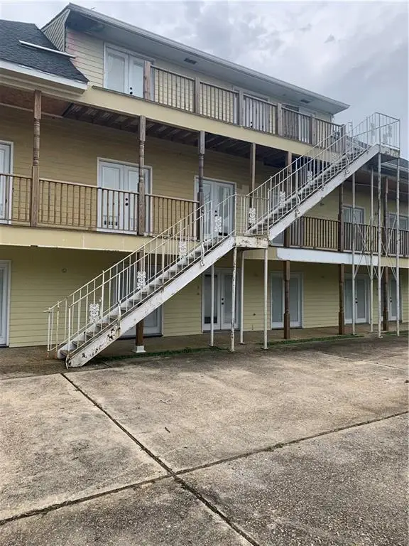 606 Egania Street, New Orleans, LA 70117