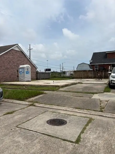 2709 Edna Street, New Orleans, LA 70126