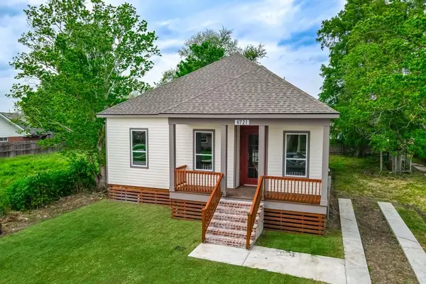 6721 Manchester Street, New Orleans, LA 70126