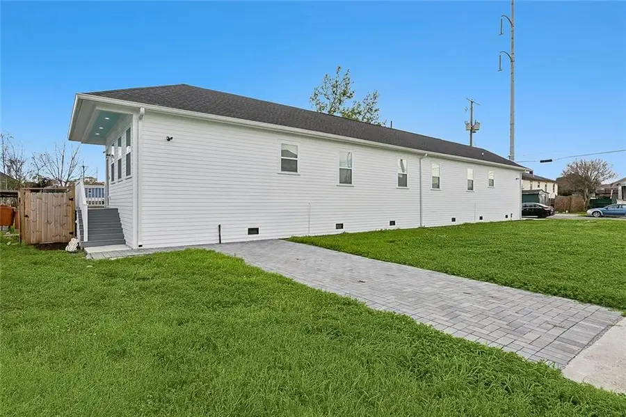 8733-35 Olive Street, New Orleans, LA 70118 - Image #2