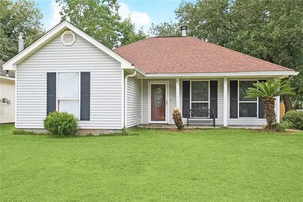 2223 Pelican Street, Slidell, LA 70460