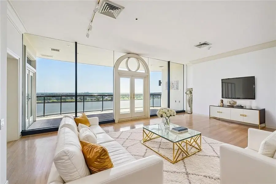 600 Port Of New Orleans Place #9CD, New Orleans, LA 70130 - Image #2