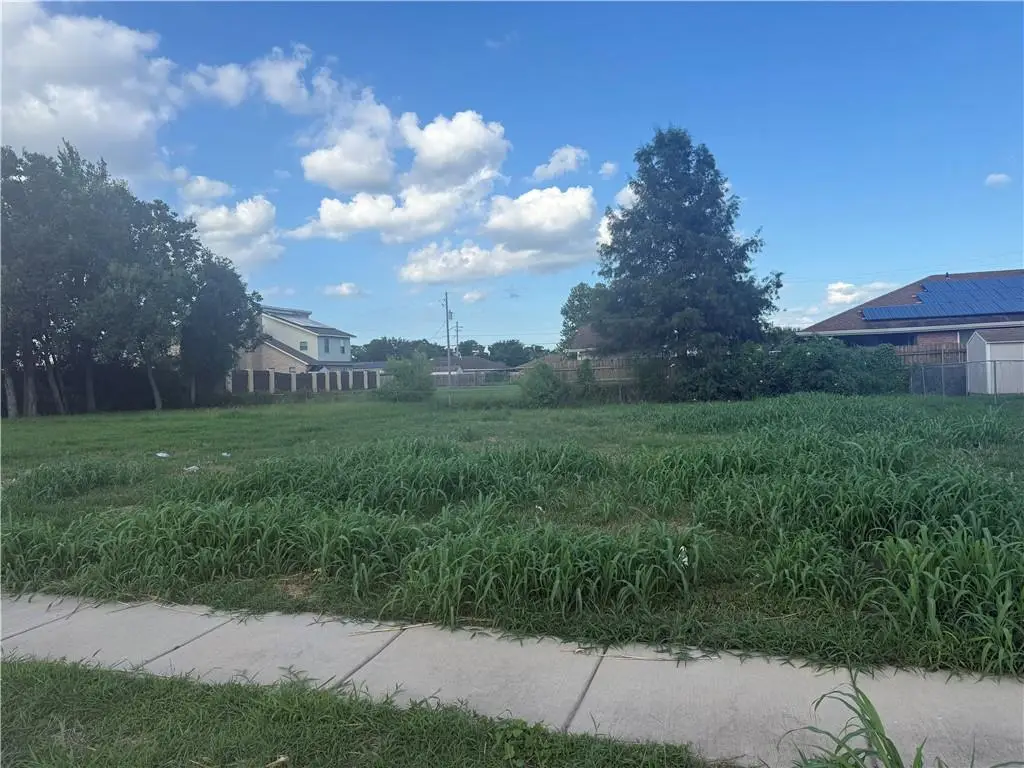 4688 Charlene Drive, New Orleans, LA 70127 - Image #1