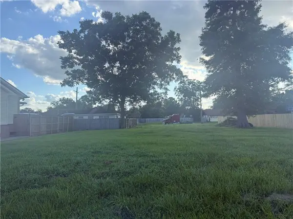 4811 Longfellow Drive, New Orleans, LA 70127