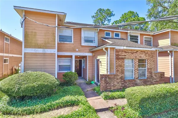 2425 Oxford Place #106, Gretna, LA 70056