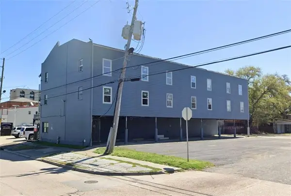 9500 Hayne Boulevard, New Orleans, LA 70127