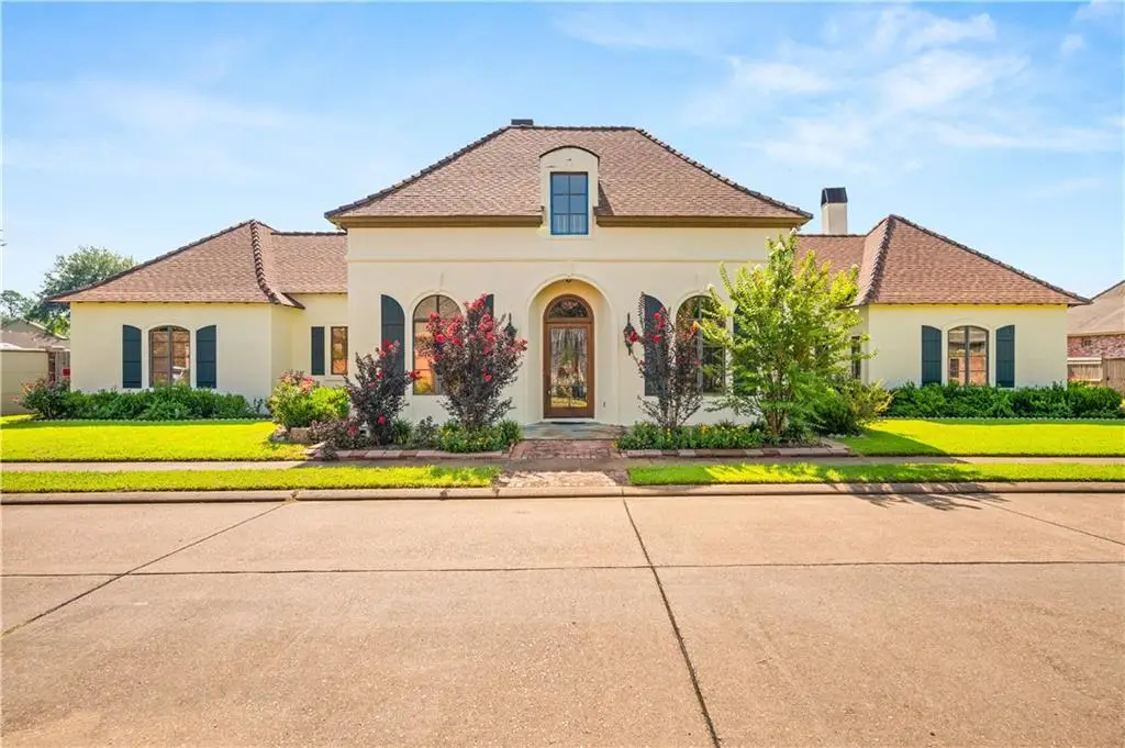 6039 Stonegate Drive, Alexandria, LA 71303 - Image #1