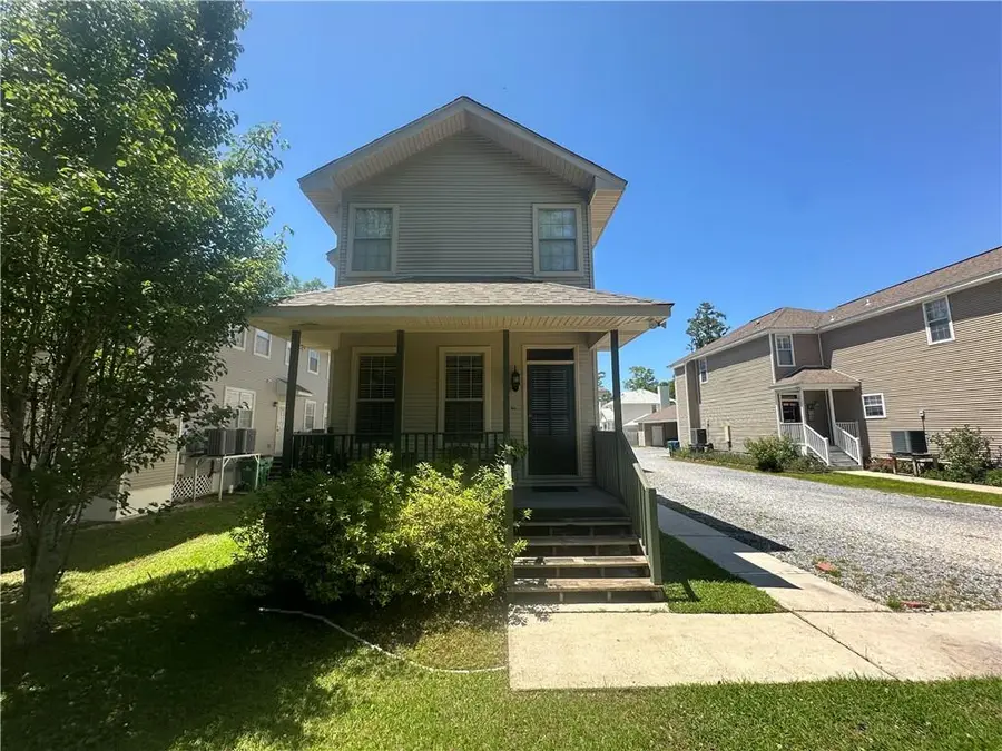 804-806 Carroll Street, Mandeville, LA 70448 - Image #2