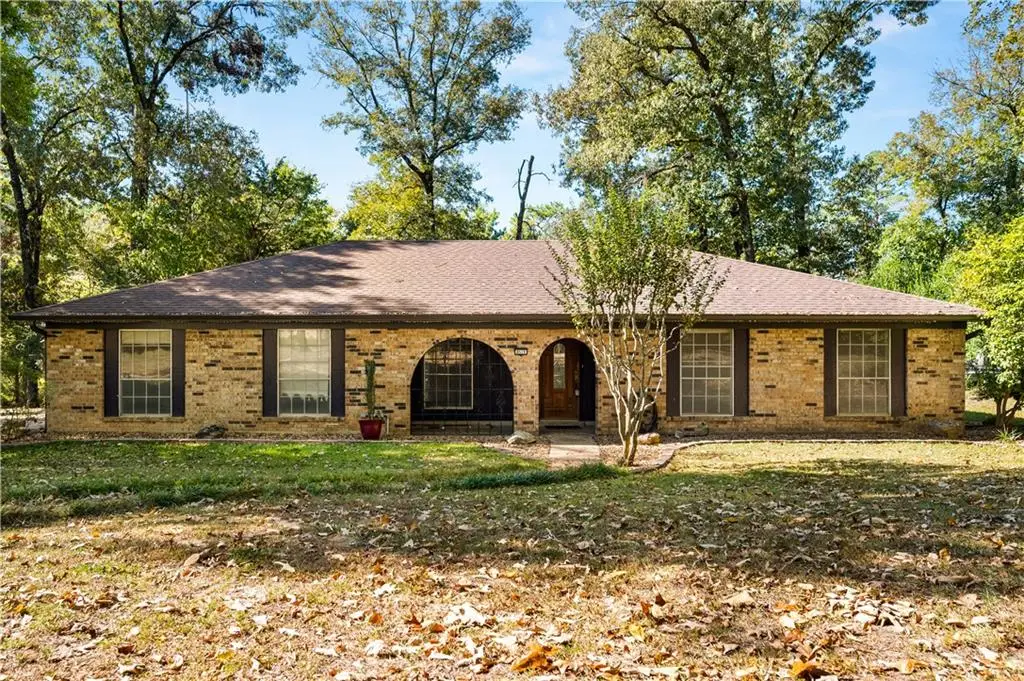 8519 Fairway Drive, Pineville, LA 71360 - Image #1