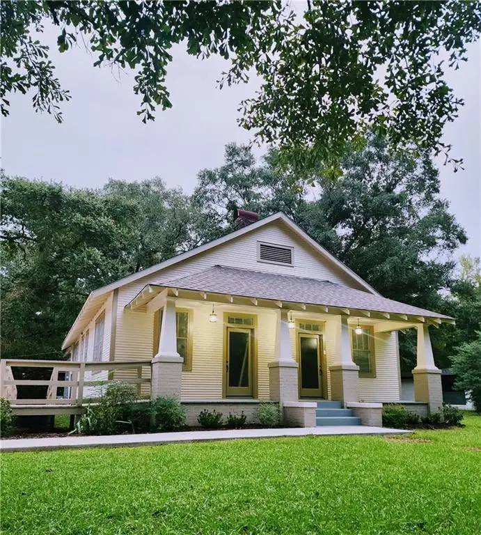 1618 N Columbia Street, Covington, LA 70433 - #1
