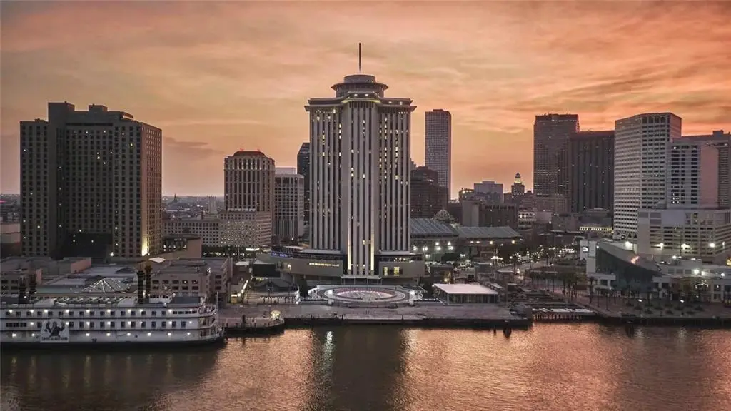 2 Canal Street #2402, New Orleans, LA 70130 - Image #1