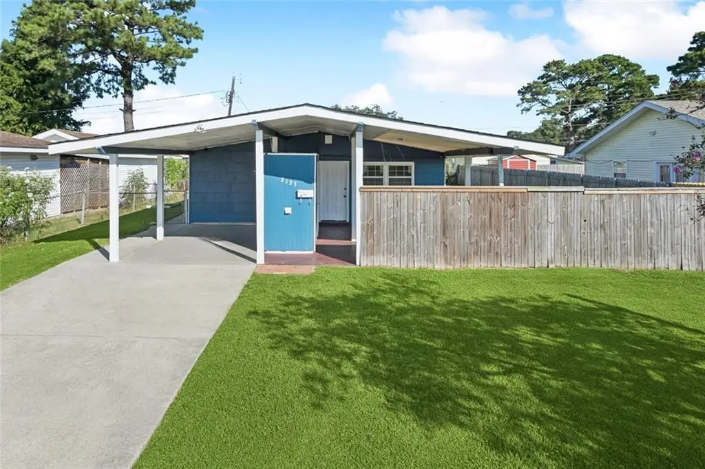 2123 Browning Lane, Gretna, LA 70056 - Image #1