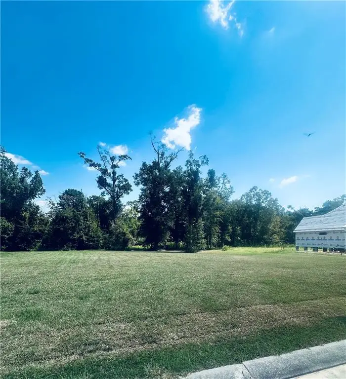 113 Sierra Ridge Court, Madisonville, LA 70447 - Image #1