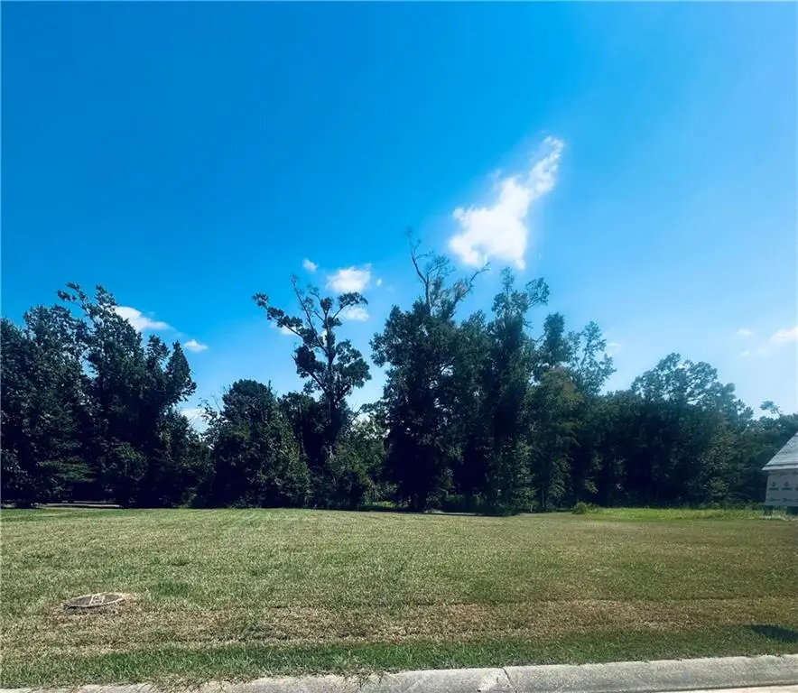 113 Sierra Ridge Court, Madisonville, LA 70447 - Image #2