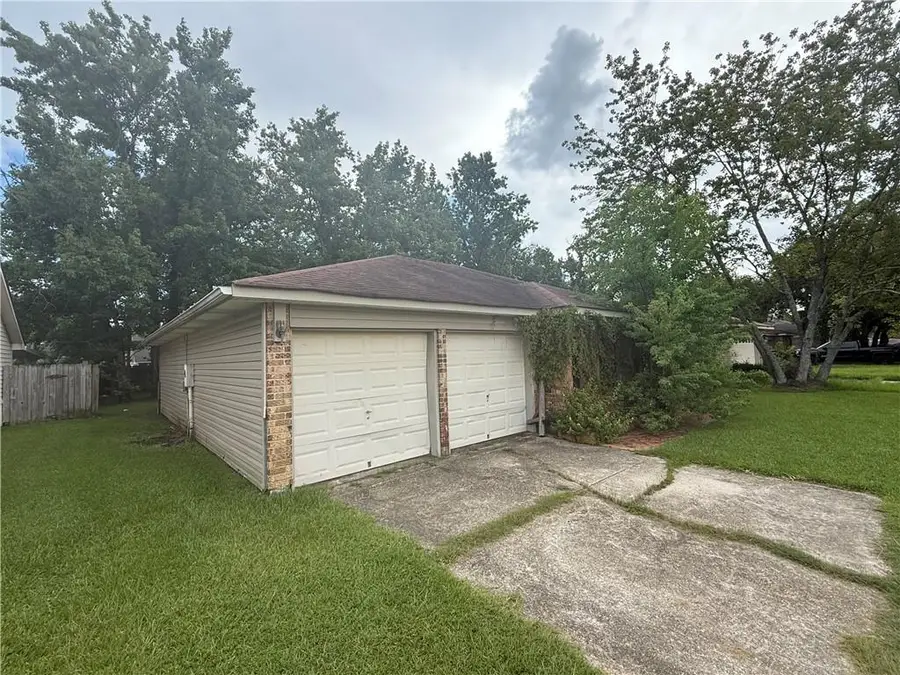 1417 Admiral Nelson Drive, Slidell, LA 70461 - Image #2