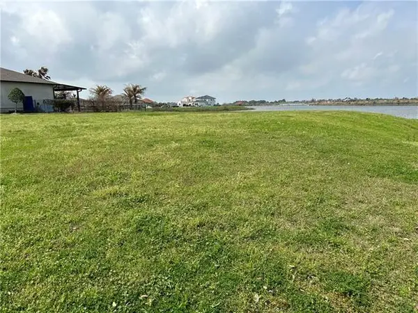 S Lakeshore Boulevard, Slidell, LA 70461