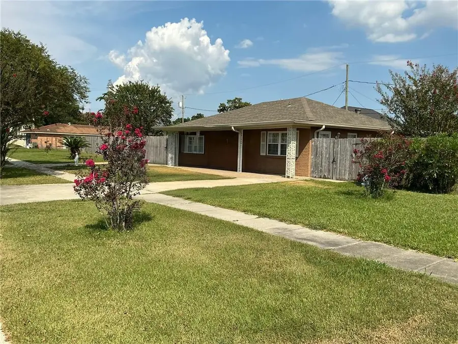 1433 Perrin Drive, Arabi, LA 70032 - Image #2