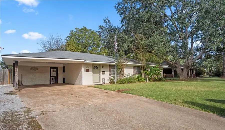 1907 Plantation Drive, Alexandria, LA 71303 - Image #3