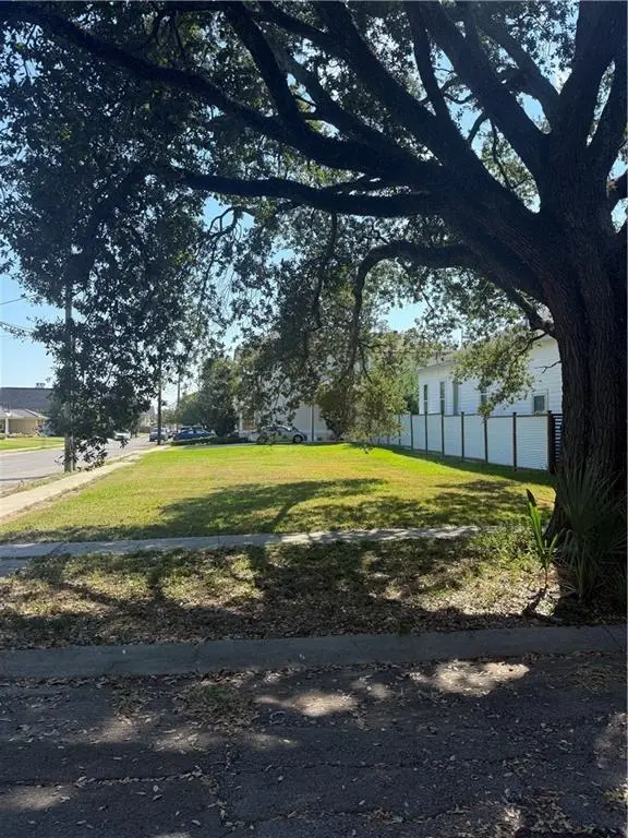 6621 Bellaire Drive, New Orleans, LA 70124 - Image #2