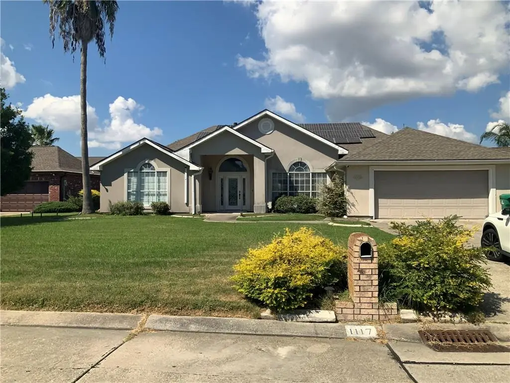 1117 Lake Louise Drive, Gretna, LA 70056 - Image #1