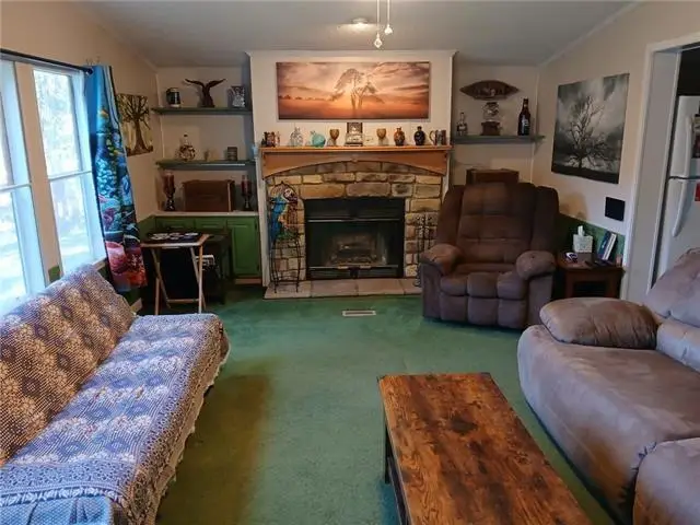 512 Tyler Rd, Oakdale, LA 71463 - #2