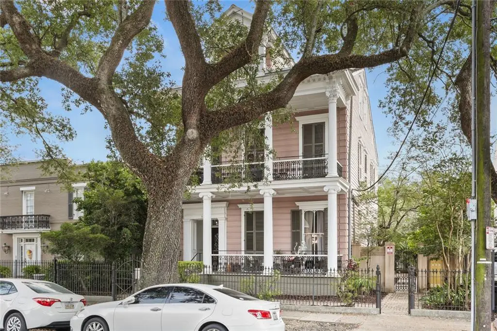 3206 Saint Charles Avenue, New Orleans, LA 70115 - Image #1