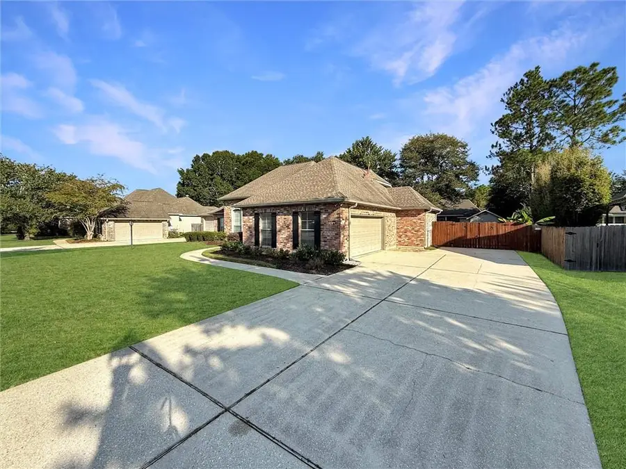 3041 Mountain Court, Mandeville, LA 70448 - Image #2