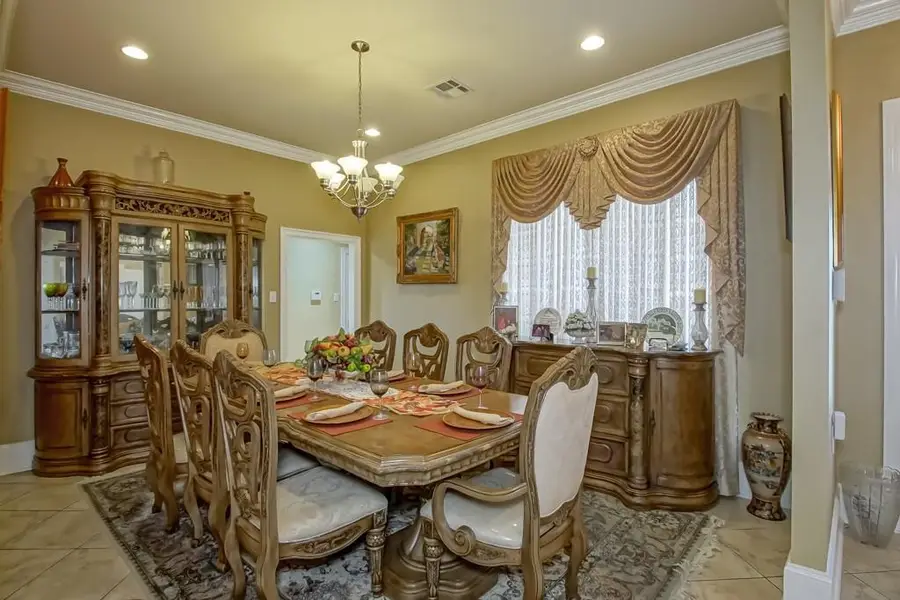 111 E Greenbrier Drive, New Orleans, LA 70128 - Image #3