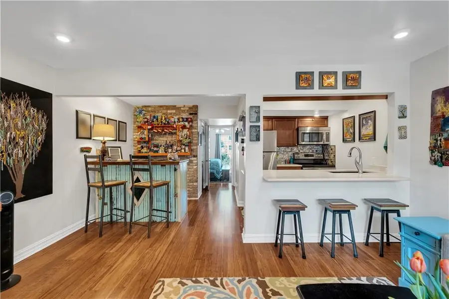 3201 St Charles Avenue #218, New Orleans, LA 70115 - Image #3