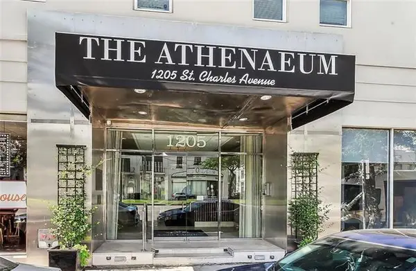 1205 St Charles Avenue #1215, New Orleans, LA 70130